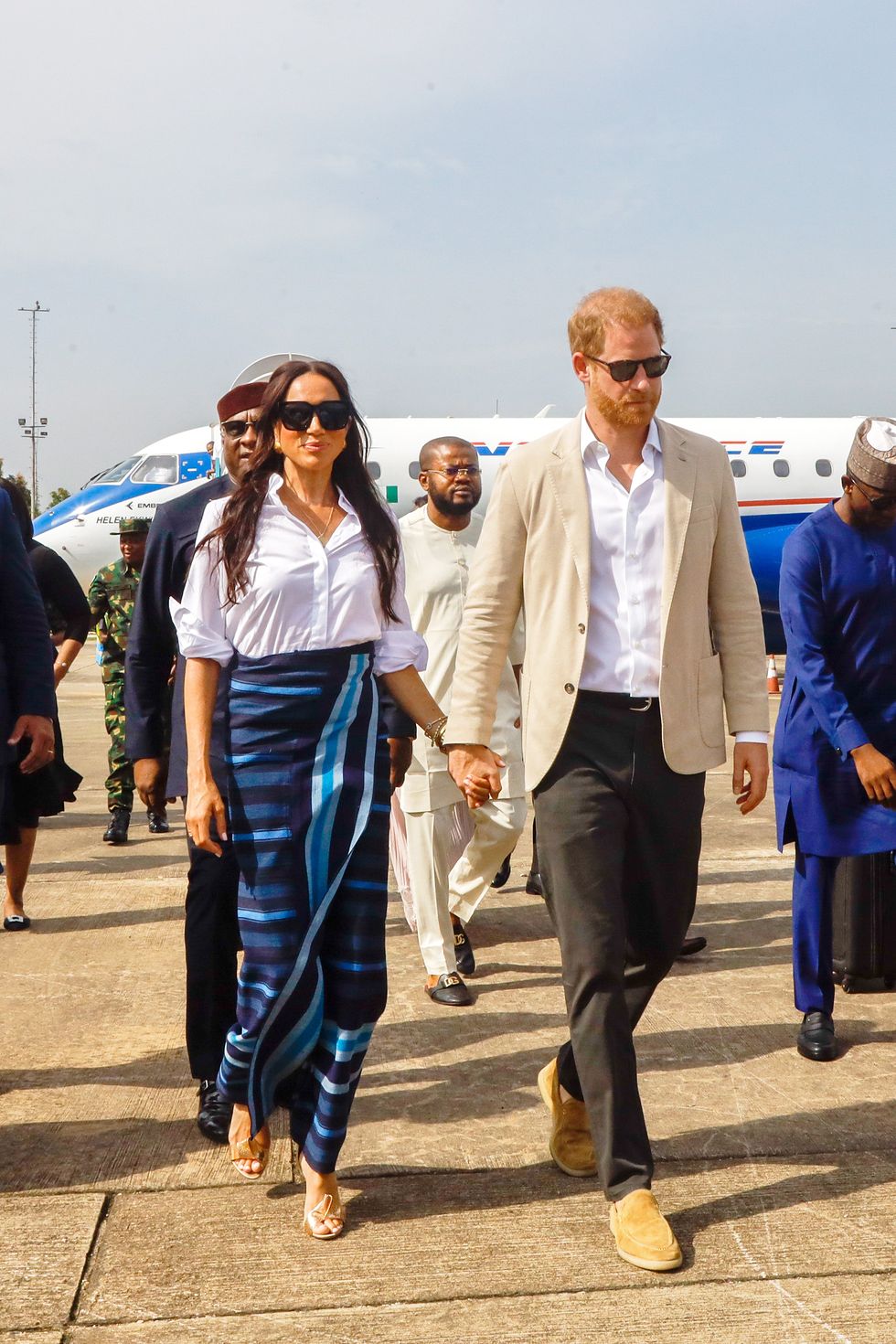 Meghan Markle's Outfits In Nigeria Pay Homage To Their Culture And ...