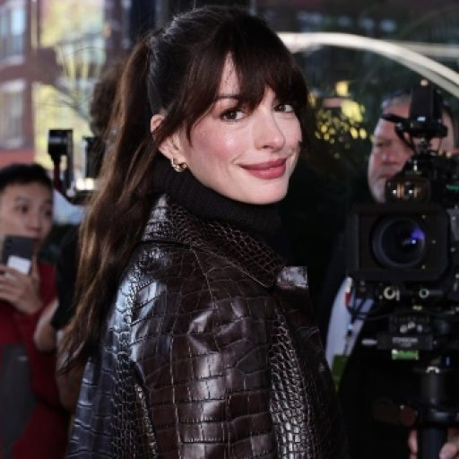New York Fashion Week Anne Hathaway